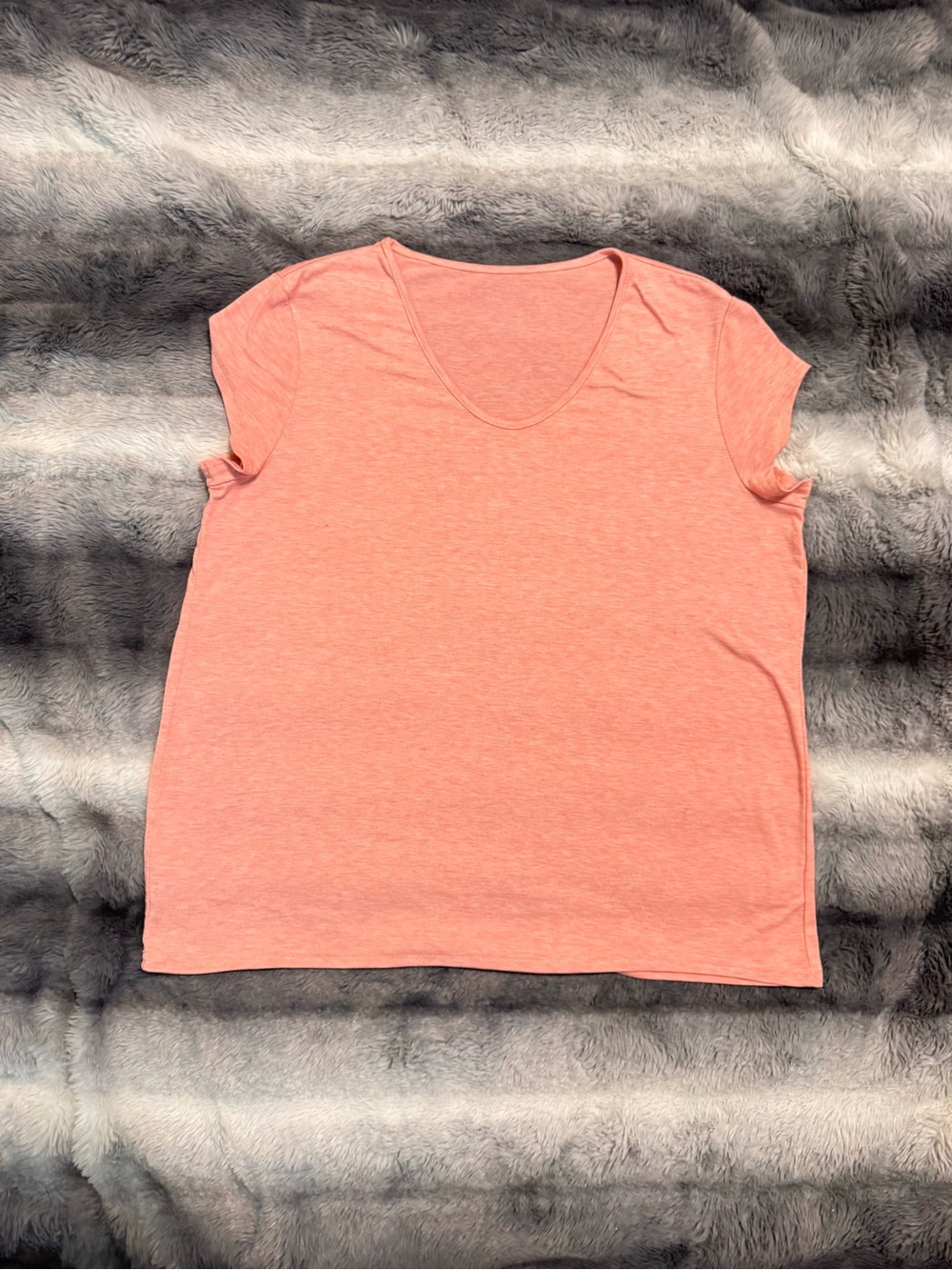 Women's Coral V-Neck Short Sleeve Top